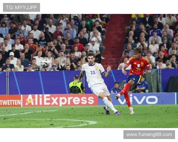 西甲亚马尔精彩外脚背斜传助攻奥尔莫后插上破门制胜